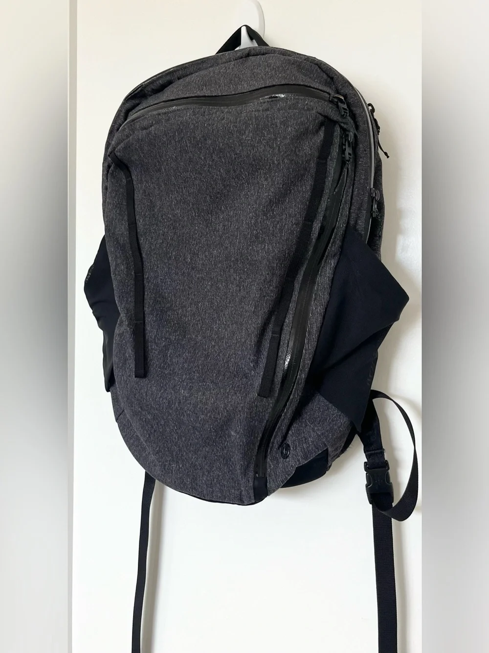 Lululemon Core Backpack Heathered Black Gray Black Large Athletic Travel Bag